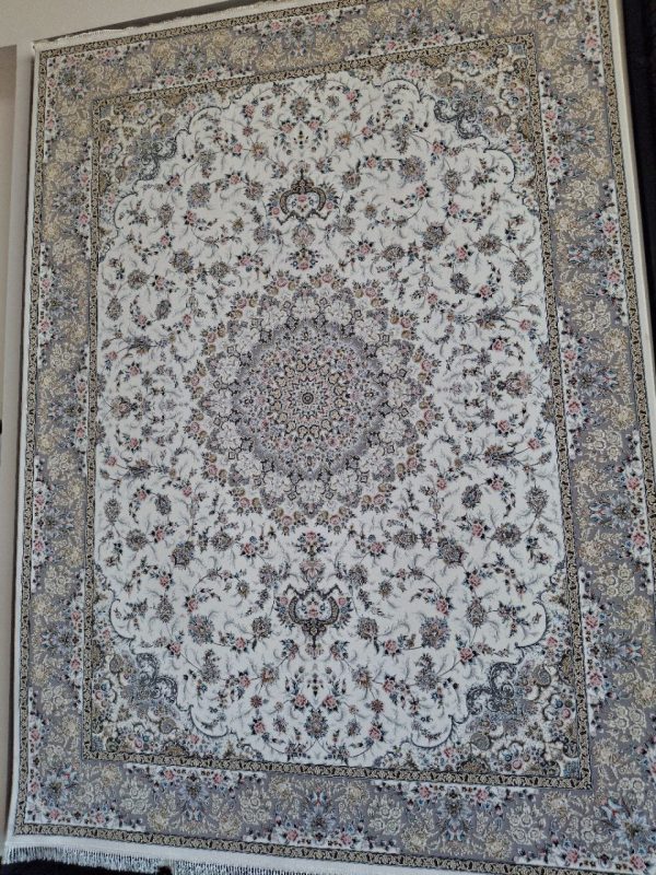 خرید فرش ماشینی 1200 شانه برجسته طرح افسون رنگ کرم فرش پر نقش و نگار فروشگاه آنلاین فرش ماشینی | فرش کاشان